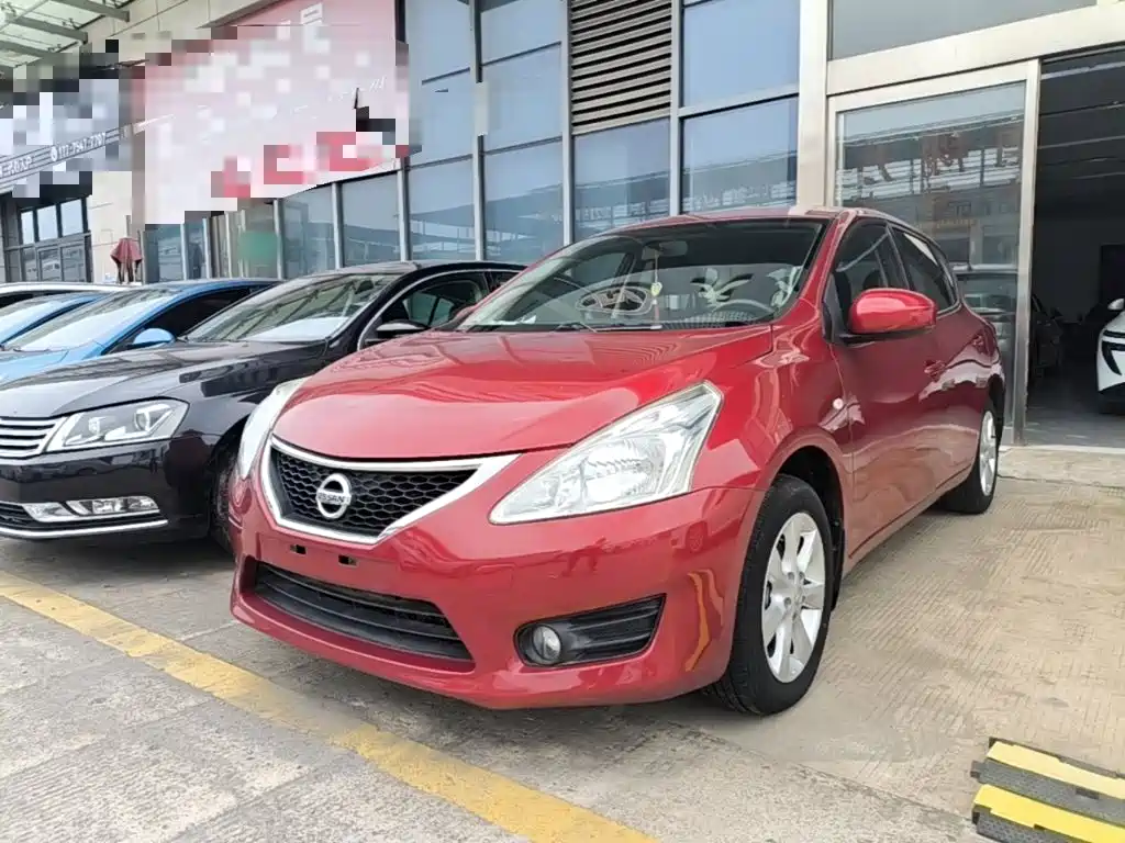 Nissan Tiida 2016