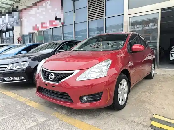 Nissan Tiida 2016