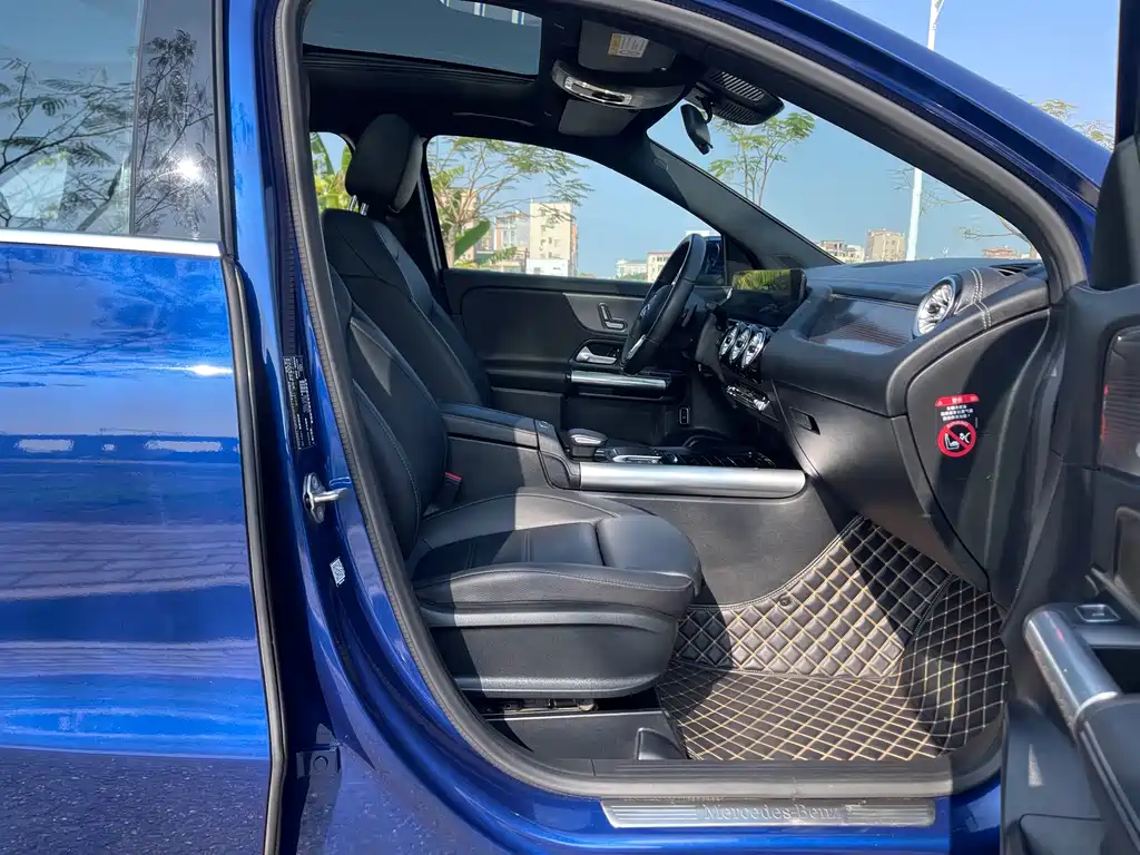 Mercedes-Benz GLA 2023 — фото 10