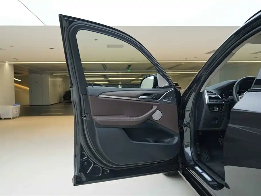 BMW X3 2022 — фото 18