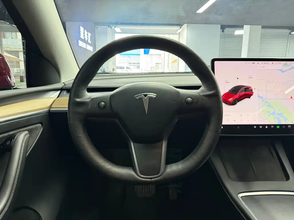 Tesla Model Y 2021 — фото 8
