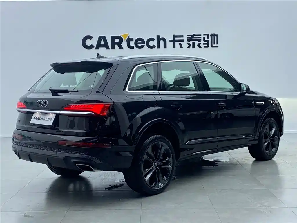 Audi Q7 2025