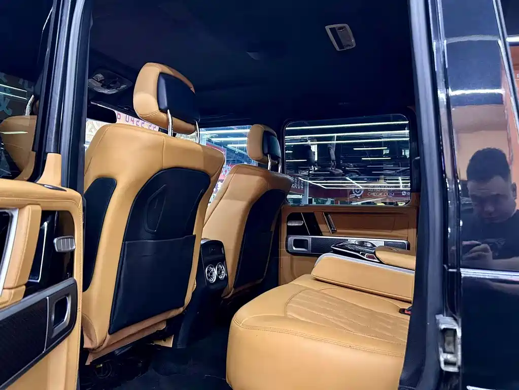 Mercedes-Benz G-Class AMG 2012 — фото 13