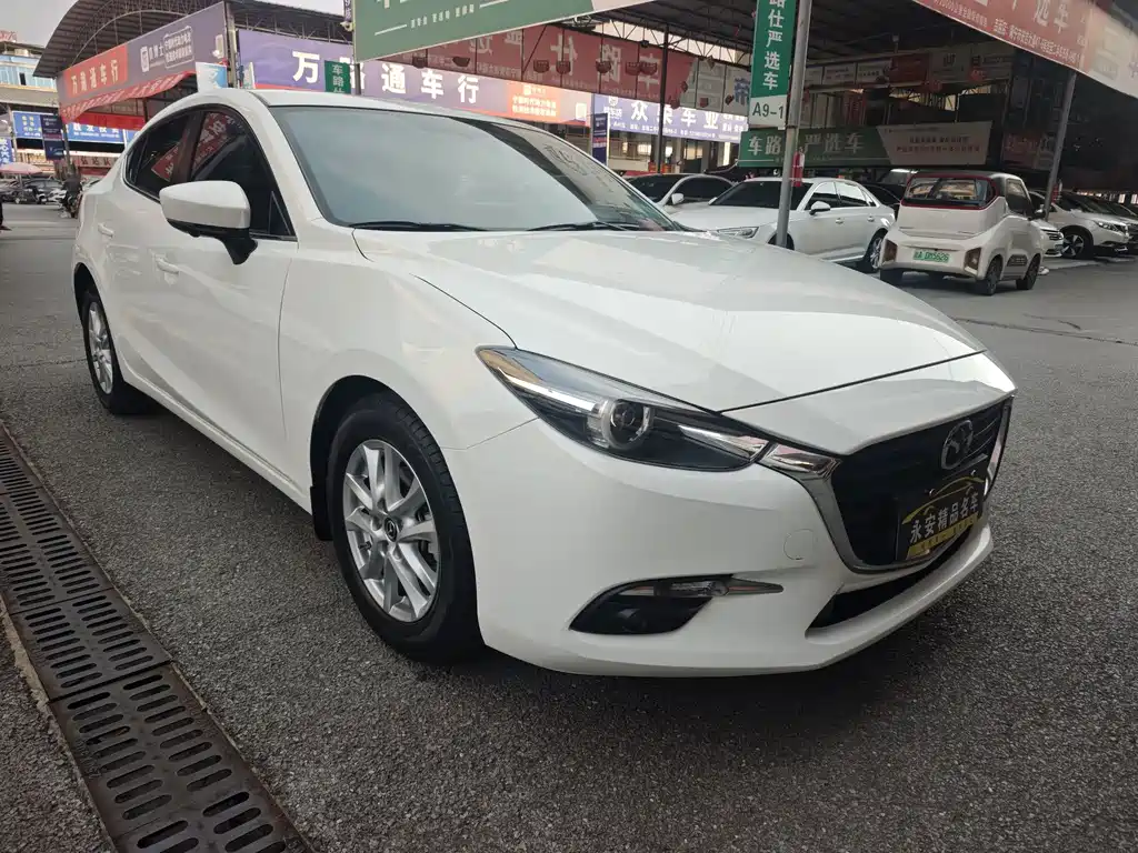 Mazda 3 Axela 2018