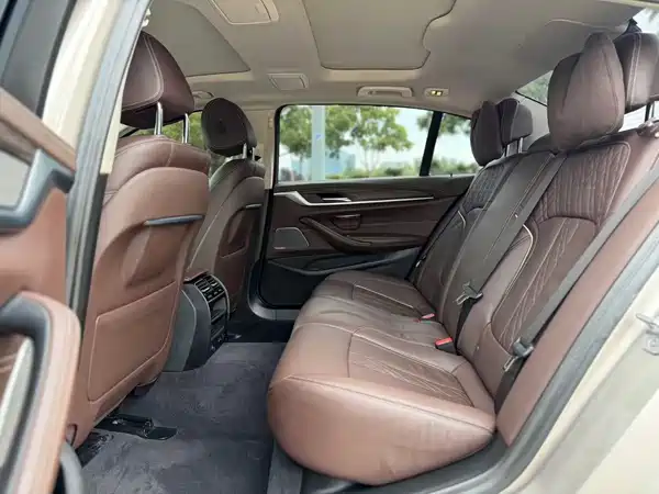 BMW 5 Series 2020
