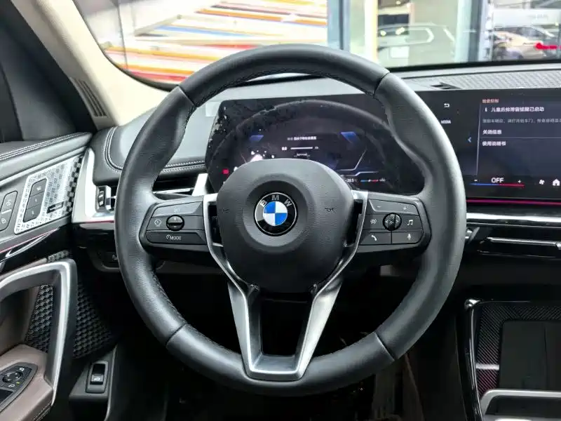 BMW X1 2025