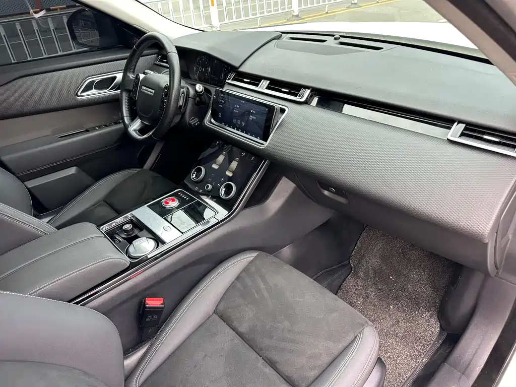 Land Rover Velar 2020 — фото 13