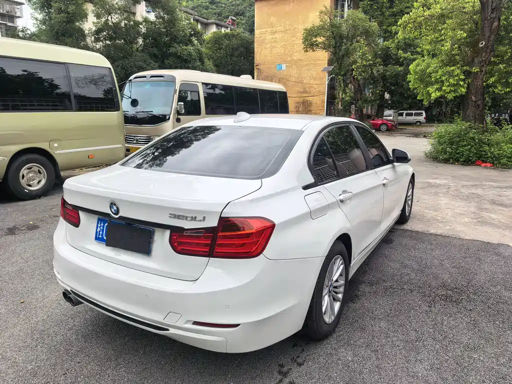 BMW 3 Series 2015