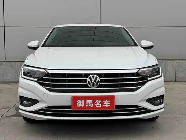 Volkswagen Sagitar 2022