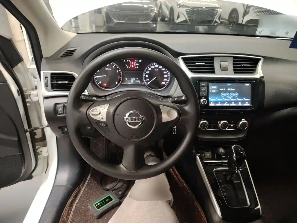 Nissan Sylphy 2017 — фото 11
