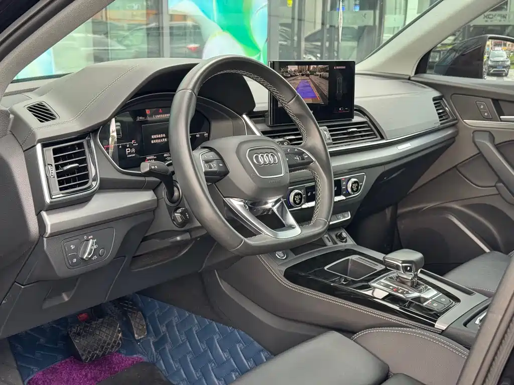 Audi Q5L 2022 — фото 14