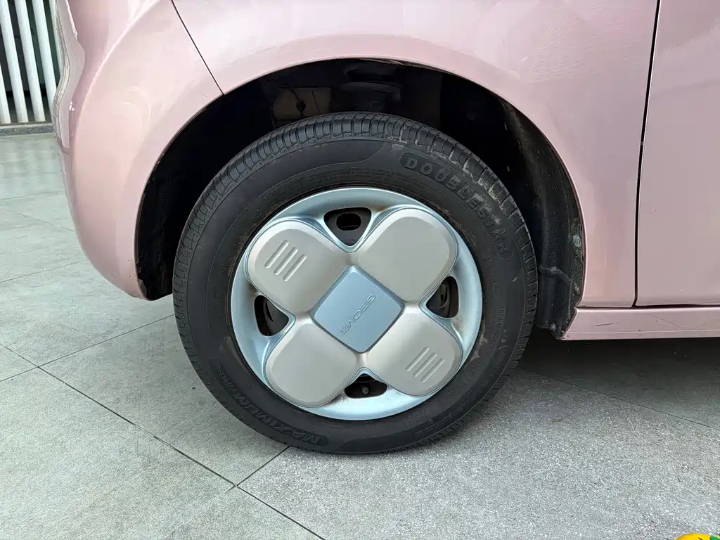 Geely Galaxy Panda 2024