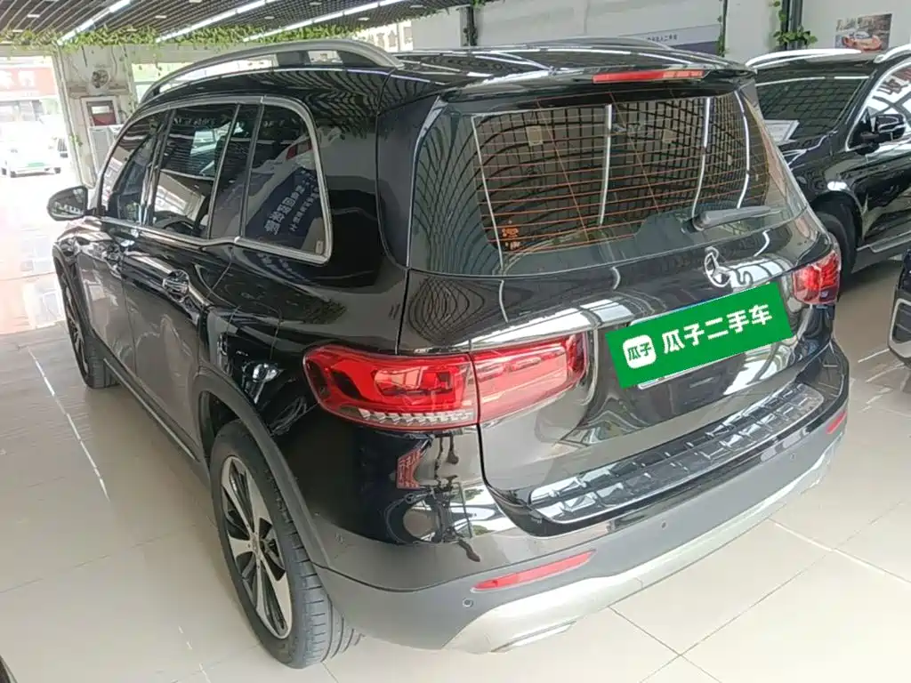Mercedes-Benz GLB 2021