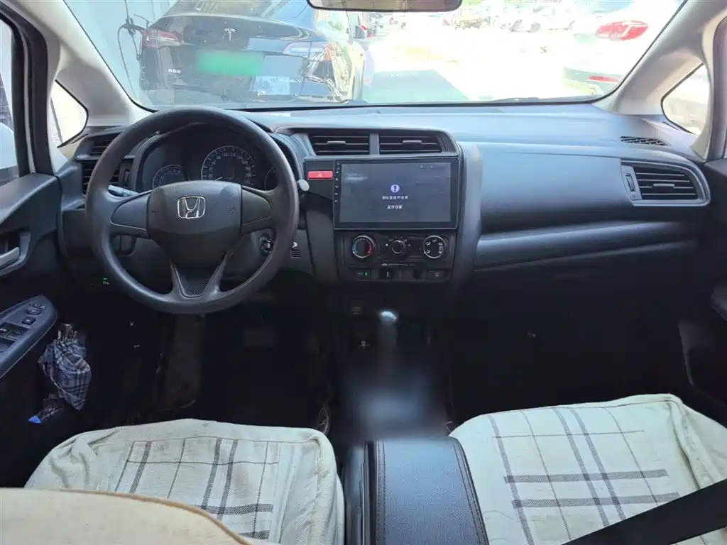 Honda Fit 2018 — фото 10