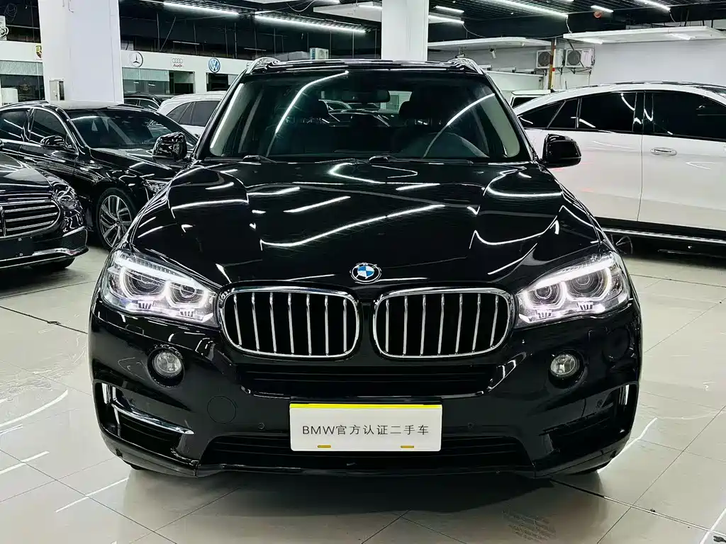 BMW X5 2018 — фото 11