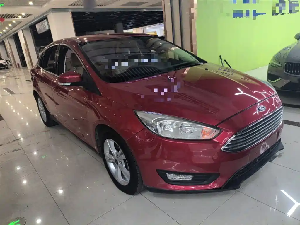 Ford Focus 2016 — фото 19