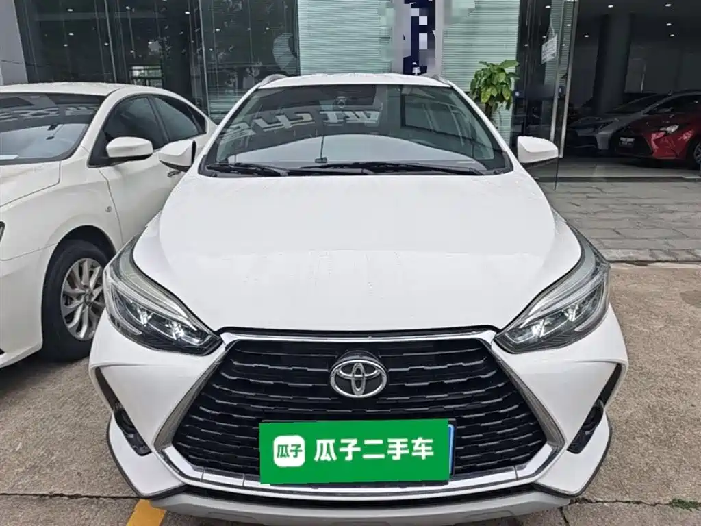 Toyota Yaris L 2021 — фото 3