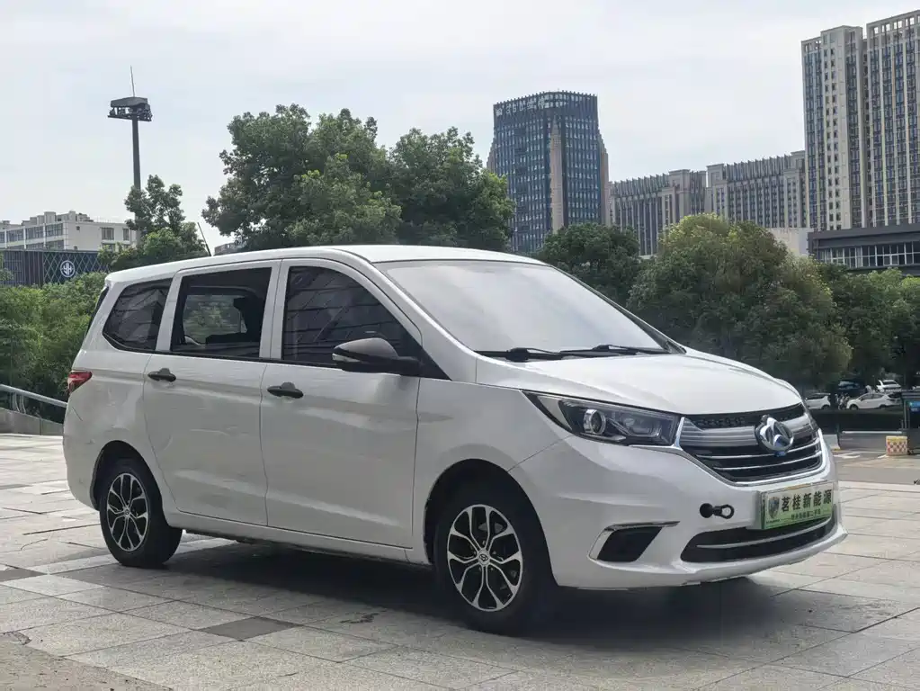 Changan Auchan A600EV 2021