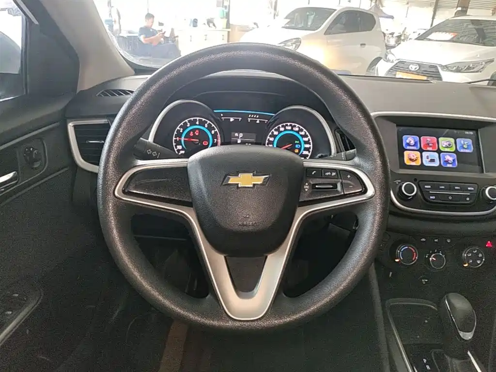 Chevrolet Cavalier 2017 — фото 11