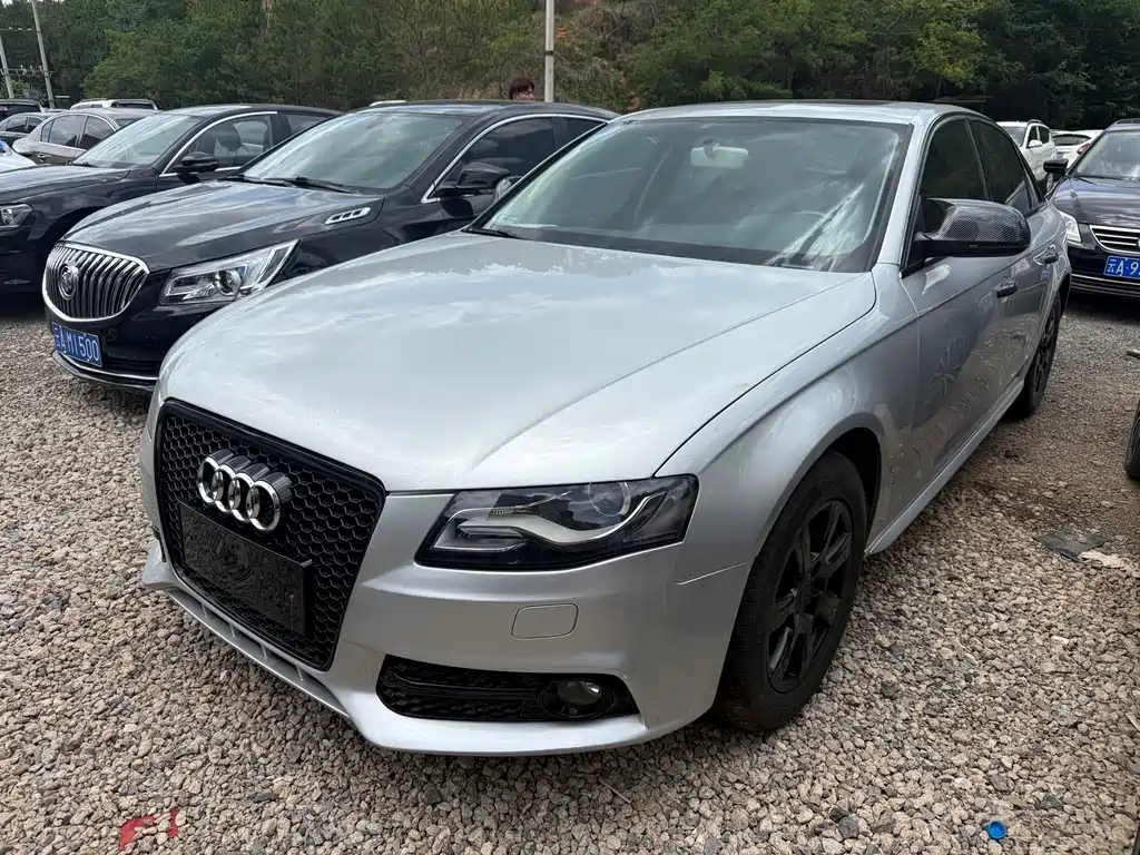 Audi A4L 2012