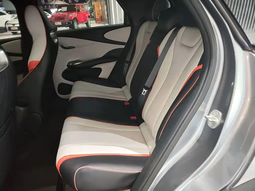 BYD Dolphin 2022 — фото 17