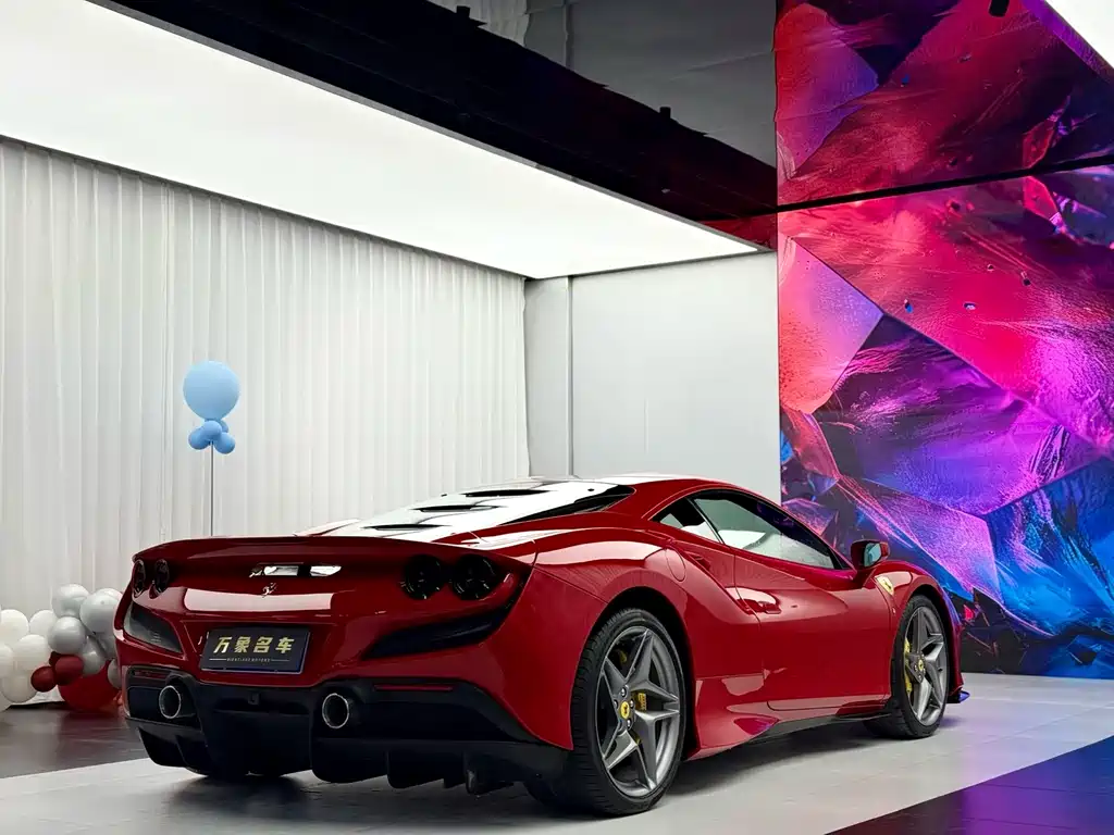 Ferrari F8 2023 — фото 12