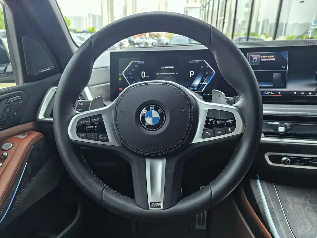 BMW X7 2026 — фото 12