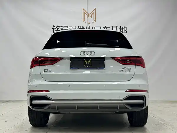 Audi Q3 2022