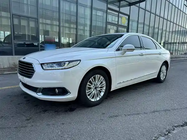 Ford Taurus 2018