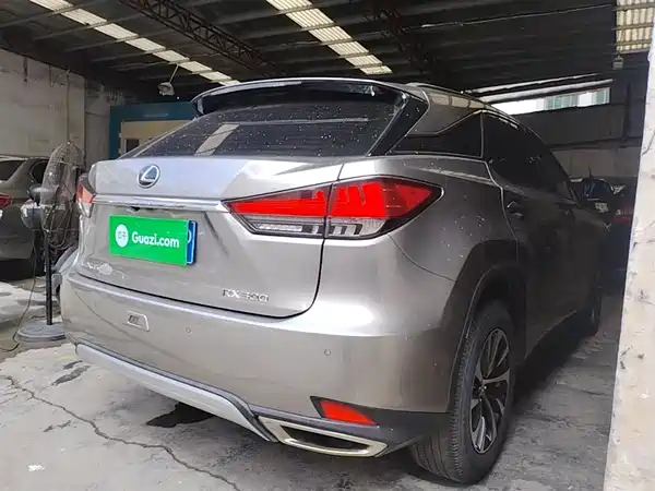 Lexus RX 2020