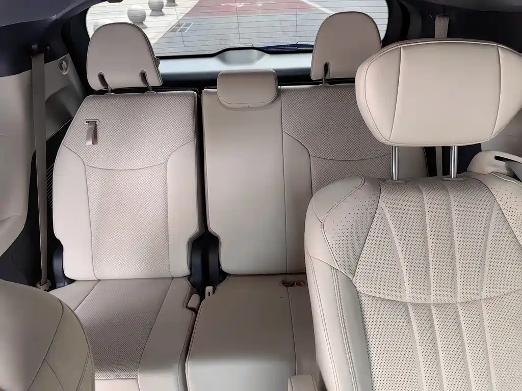 Toyota Sienna 2026 — фото 19