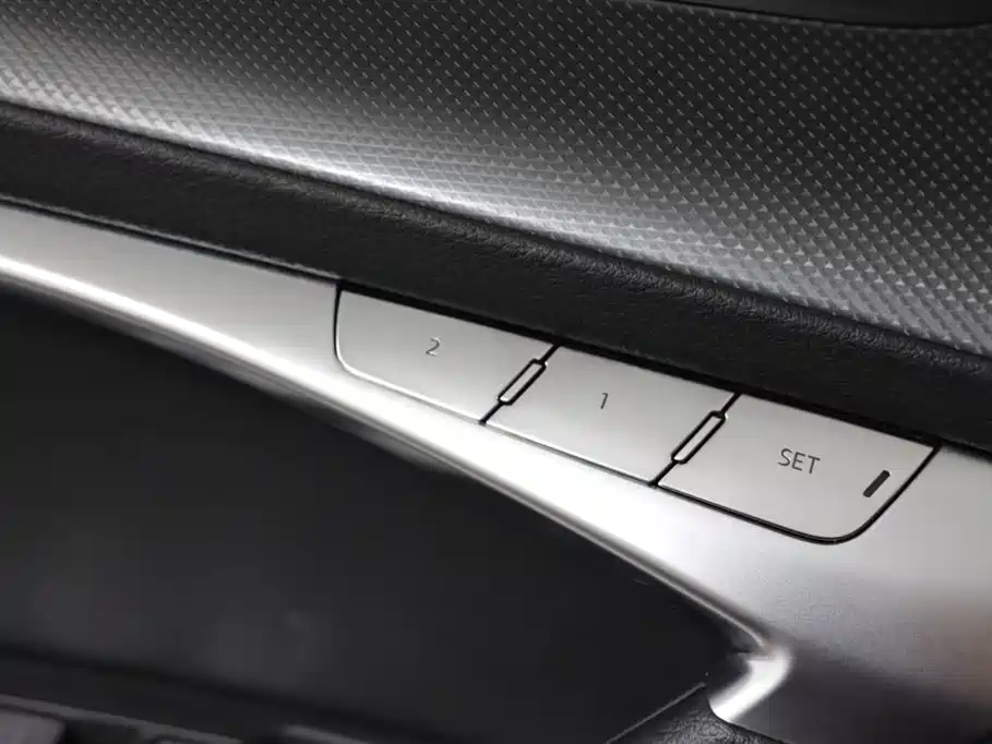Audi A6L 2023 — фото 14