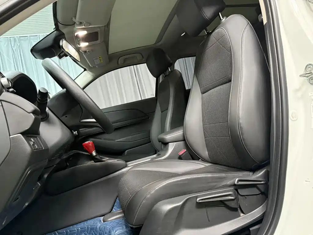 Honda Vezel 2023 — фото 10
