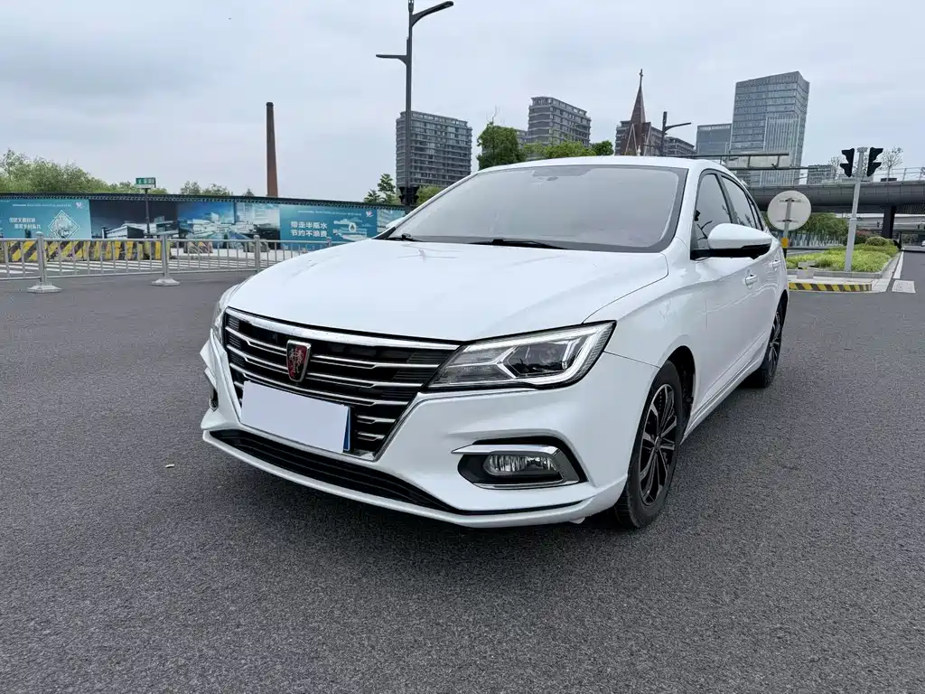 Roewe i5 2021 — фото 1