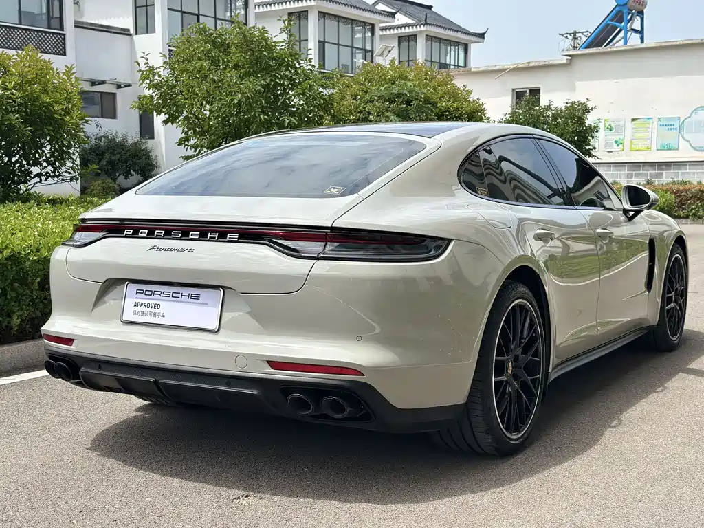 Porsche Panamera 2022 — фото 20