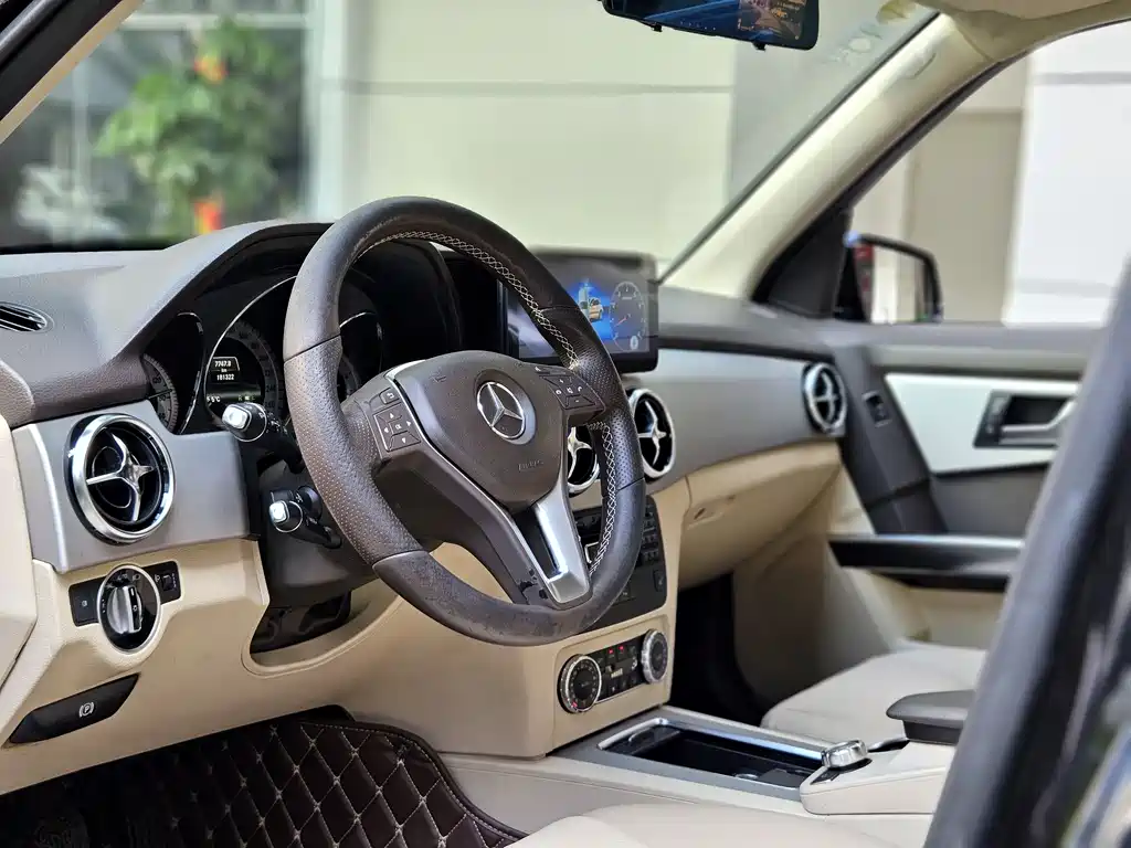 Mercedes-Benz GLK-Class 2012 — фото 10