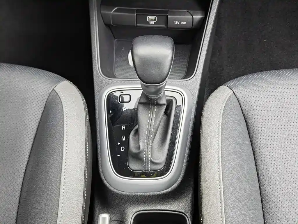 Kia KX1 2020 — фото 13