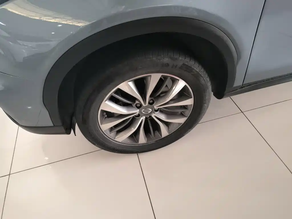 GAC Motor Trumpchi GS8 2017 — фото 25