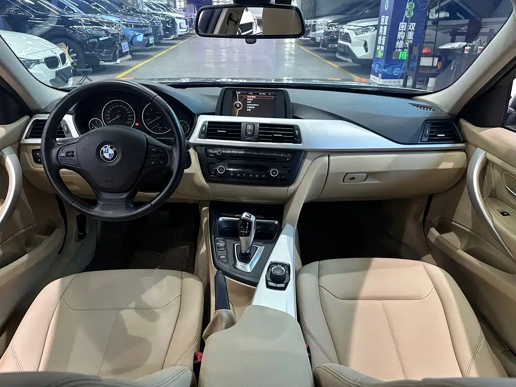 BMW 3 Series 2014 — фото 14