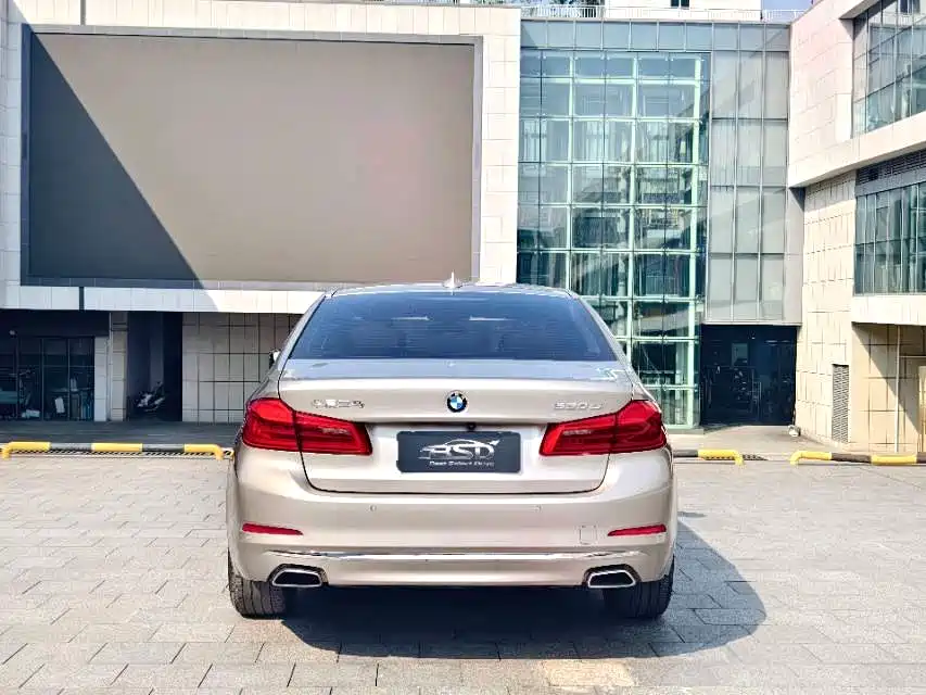 BMW 5 Series 2020