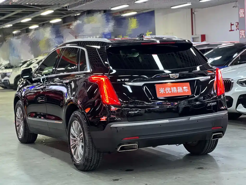 Cadillac XT5 2018 — фото 6