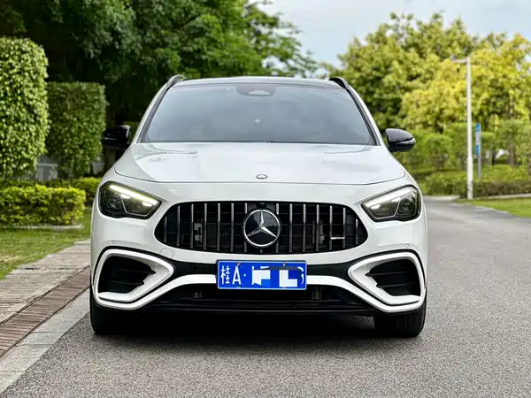 Mercedes-Benz GLA AMG 2024