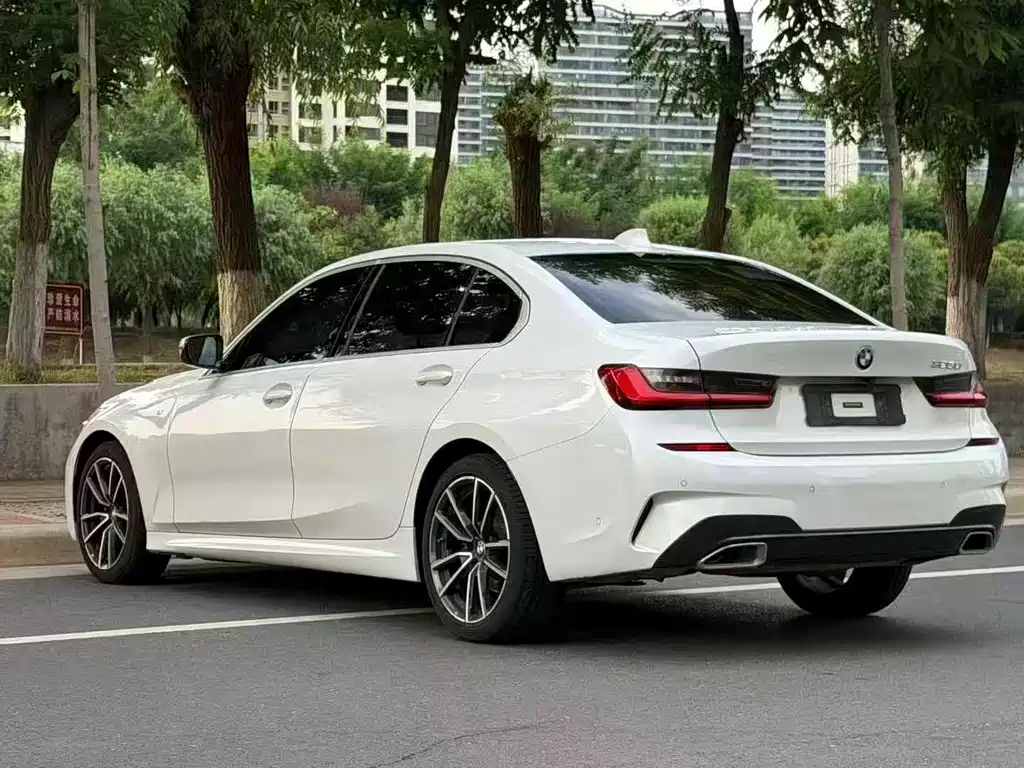 BMW 3 Series 2020