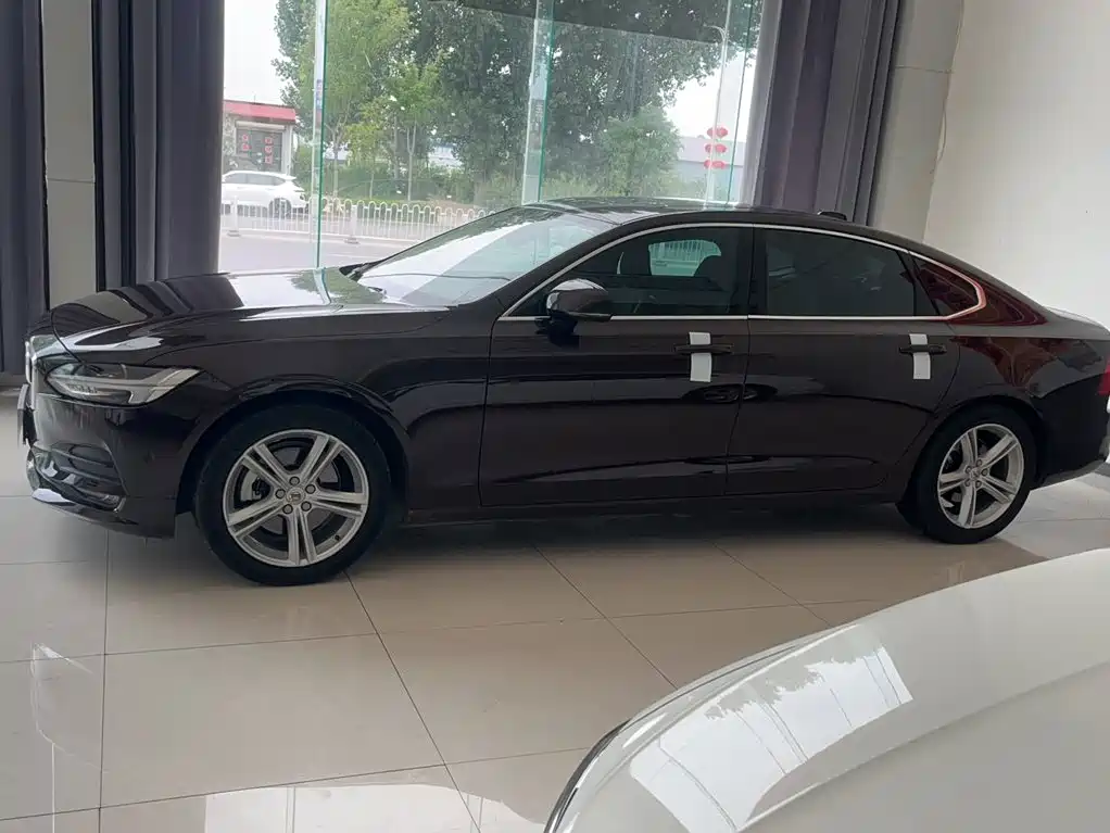 Volvo S90 2017 — фото 4