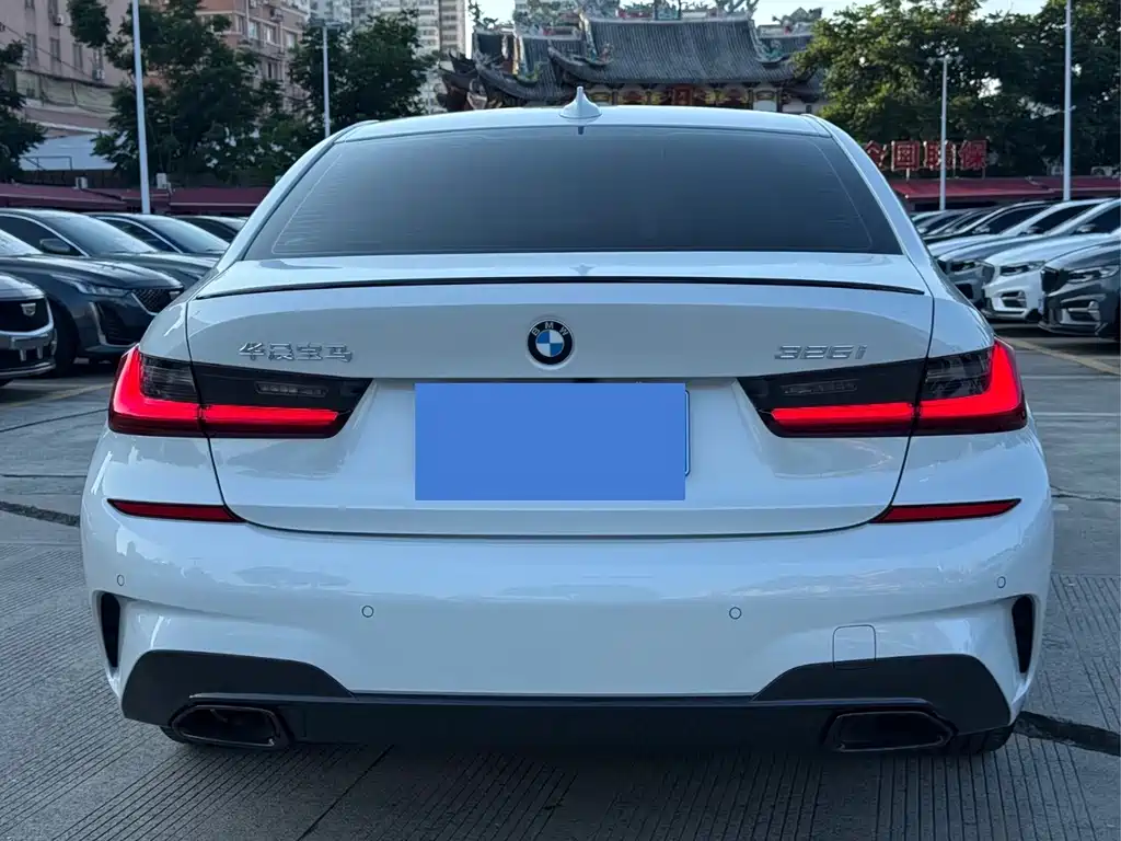 BMW 3 Series 2021