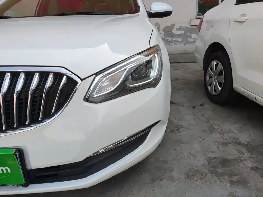 Buick Excelle 2017 — фото 18
