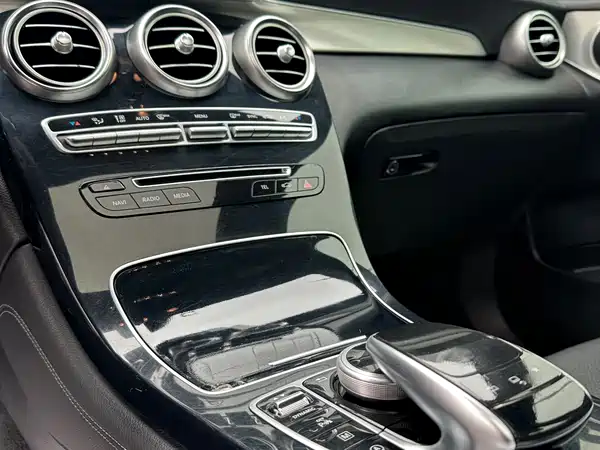 Mercedes-Benz GLC 2016