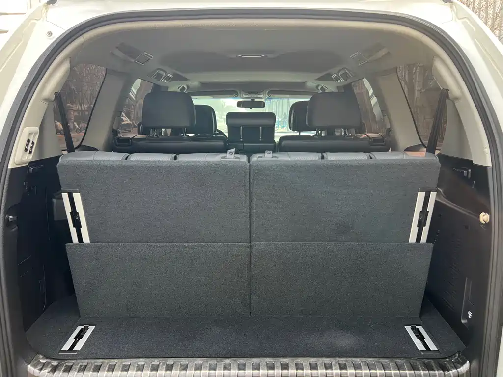 Toyota Prado 2018 — фото 11
