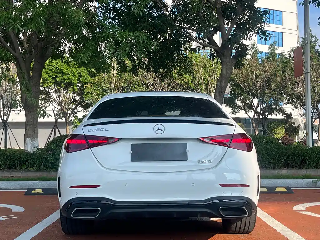 Mercedes-Benz C-Class 2023 — фото 8