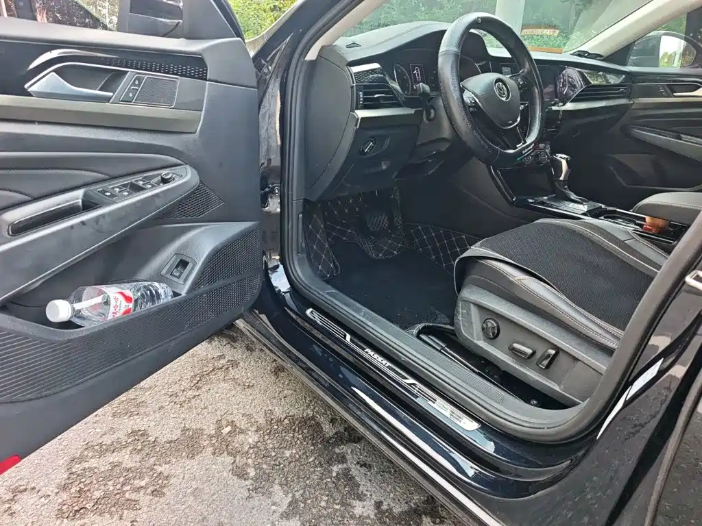 Volkswagen Passat 2019 — фото 13